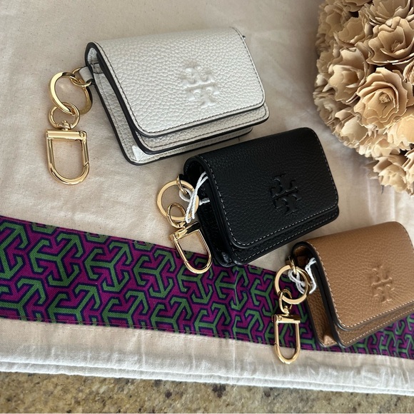New TORY BURCH THEA FLAP CARD CASE only new ivory available rest sold out - Picture 6 of 10
